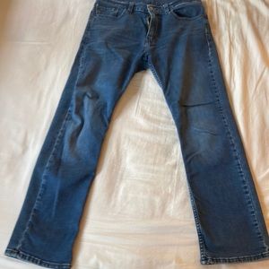 Levi size 31x30 513 denim jeans